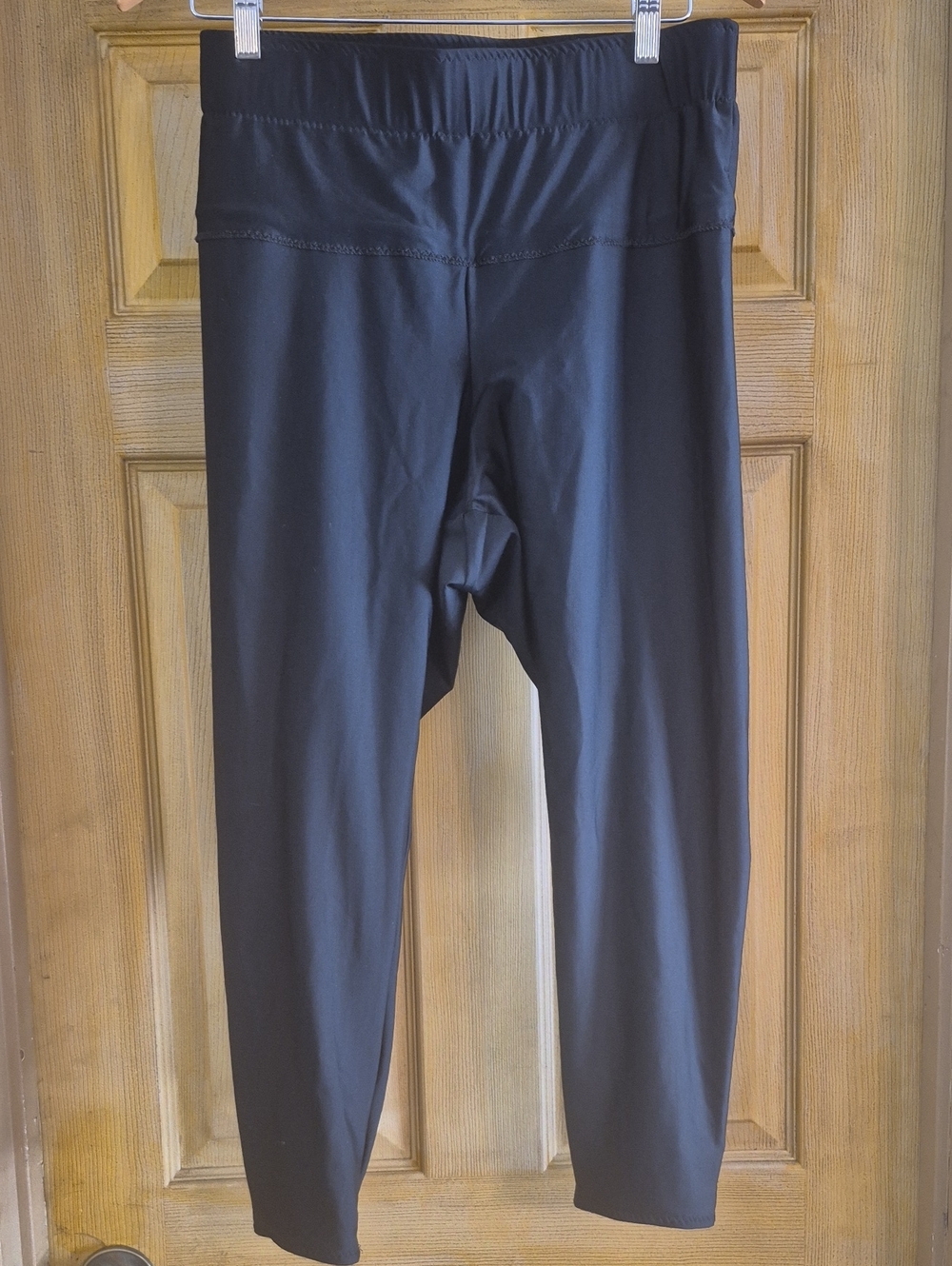 Compression Capri Black Pants Size Xl Nylon Spandex Womens New Without Tags